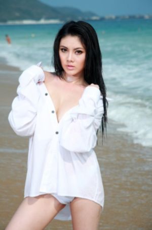 图书室里的女友_琪琪电影国产在线观看