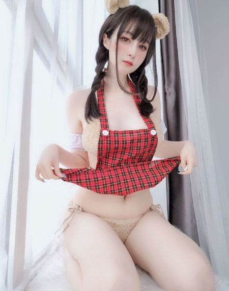 《交换:完美的邻居》中字_1080高清完整版播放